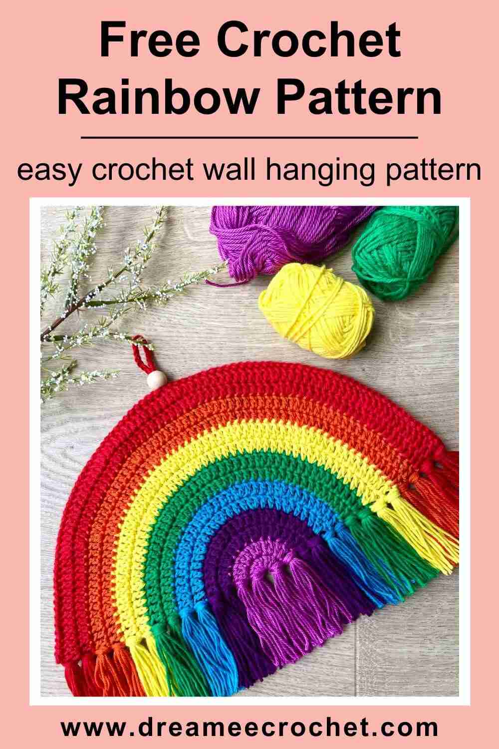 Free crochet rainbow pattern: easy crochet wall hanging pattern