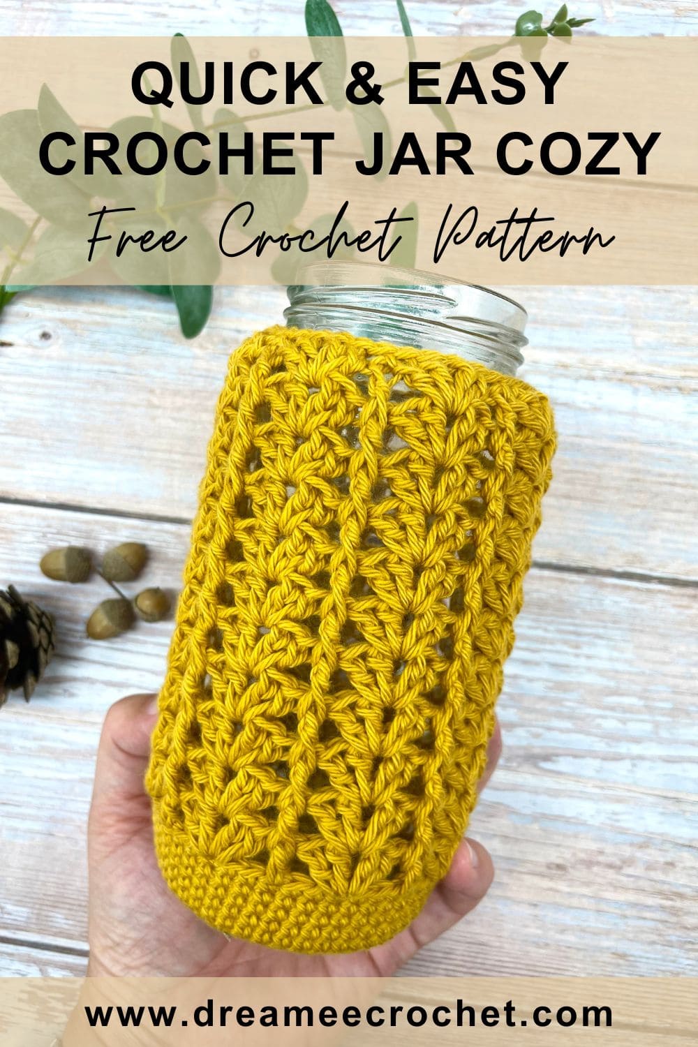 Quick and easy crochet jar cozy, free crochet pattern